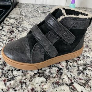 Toddler size 11 UGGs